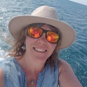 Meet your Posher, Saara